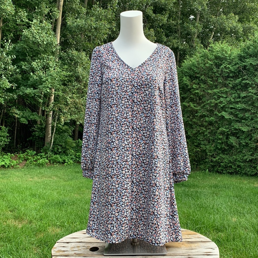 Tag | Printed long-sleeved dress
